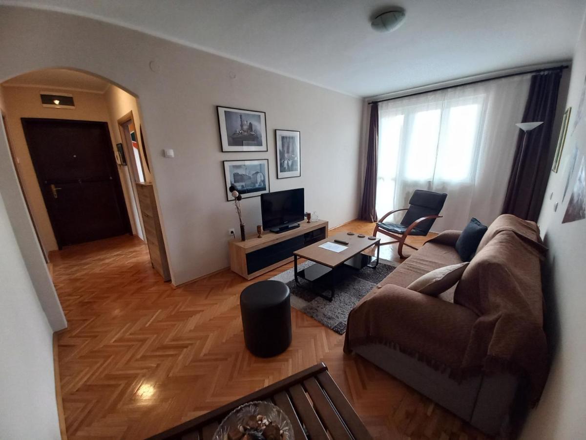 Lagumska Lägenhet Zemun Exteriör bild