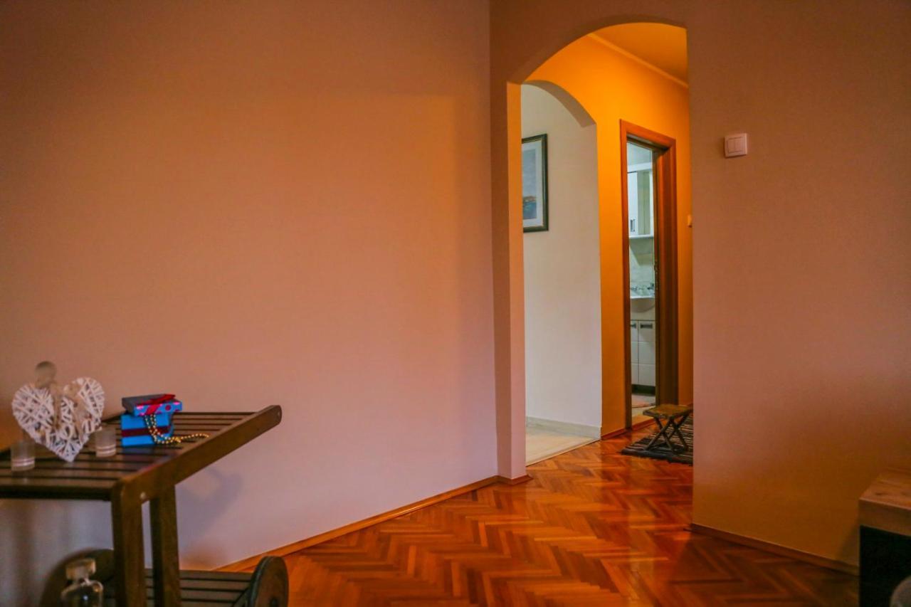 Lagumska Lägenhet Zemun Exteriör bild